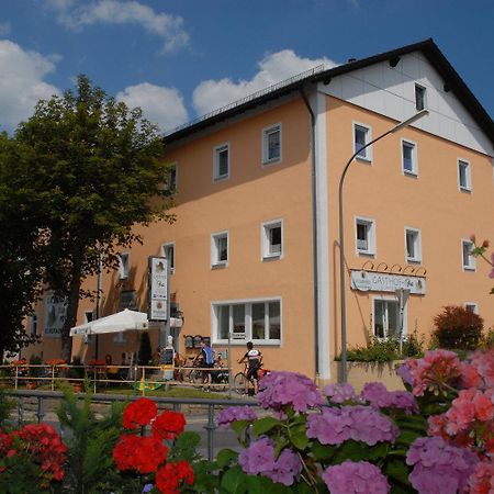 Gasthof Zur Post Hotel Und Parkplatz Vohenstrauss Eksteriør bilde